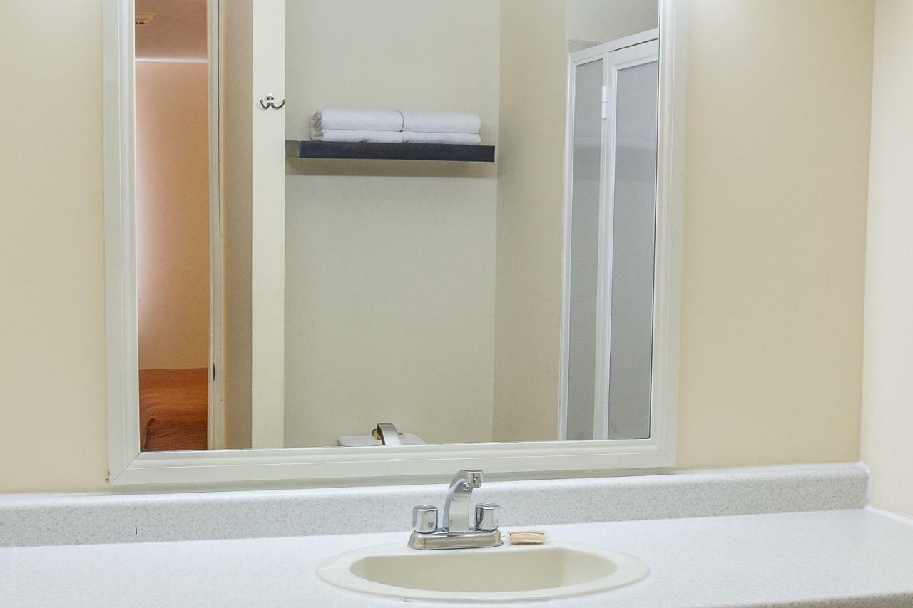 Bonitto Inn Tampico Aeropuerto Exteriör bild